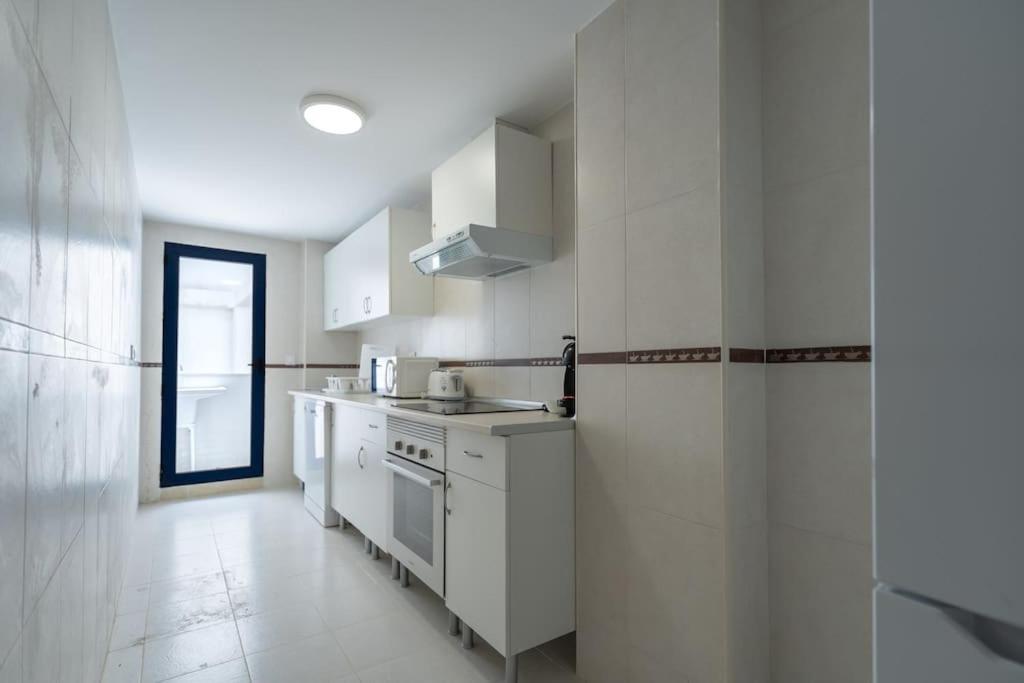 Amplio Apartamento 2 Dormitorios Cerca De La Playa Alicante Bagian luar foto