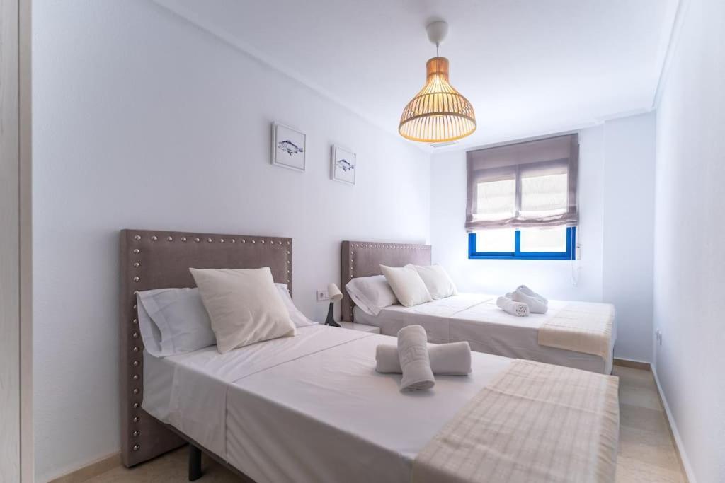 Amplio Apartamento 2 Dormitorios Cerca De La Playa Alicante Bagian luar foto