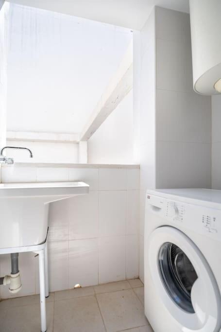 Amplio Apartamento 2 Dormitorios Cerca De La Playa Alicante Bagian luar foto