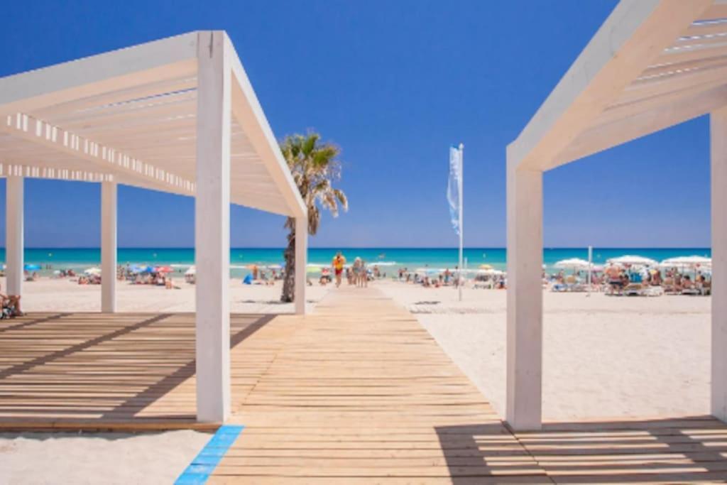 Amplio Apartamento 2 Dormitorios Cerca De La Playa Alicante Bagian luar foto